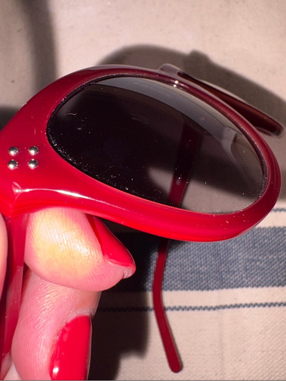 Chloe Red Rounded Cat-Eye Sunglasses - Picture 8 of 9